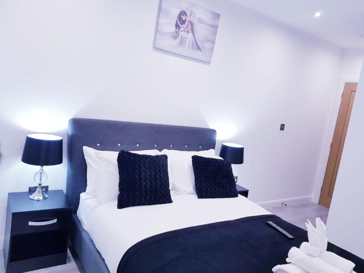 Z Home Apartments Leicester Exterior photo